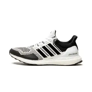 UltraBoost 1.0 DNA H68156