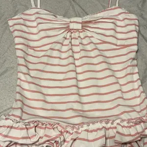 Sweet Striped A-Line Ruffle Spaghetti Strap Vest, Y2K Style Twist Fashion Top, Fall & Winter Women's Clothing