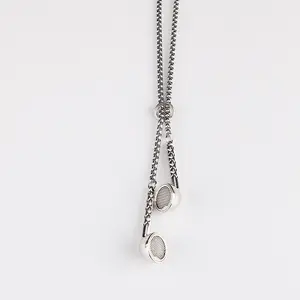 【Headphones necklace】 Star-style Personalized Necklaces, Creative Earplug Pendant Necklaces for Men and Women, Simple Stainless Steel Couple Pendants, Street Fashion Hip-Hop Jewelry Accessories, Exquisite Birthday  and Graduation Season