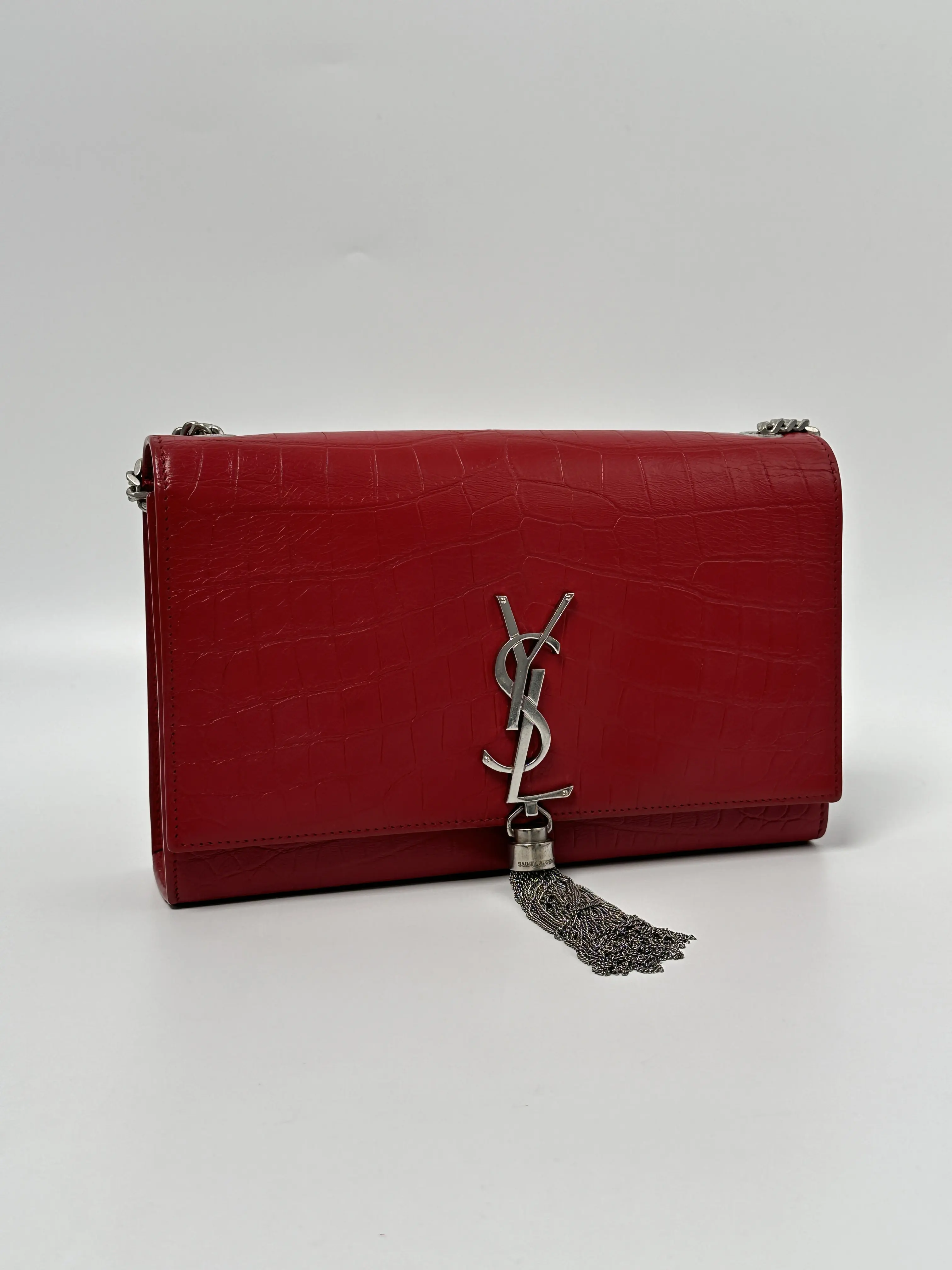 Pre-owned Yves Saint Laurent LEATHER Shoulder Bags Saint Laurent Red Kate Tassel Shoulder Bag JE357YL