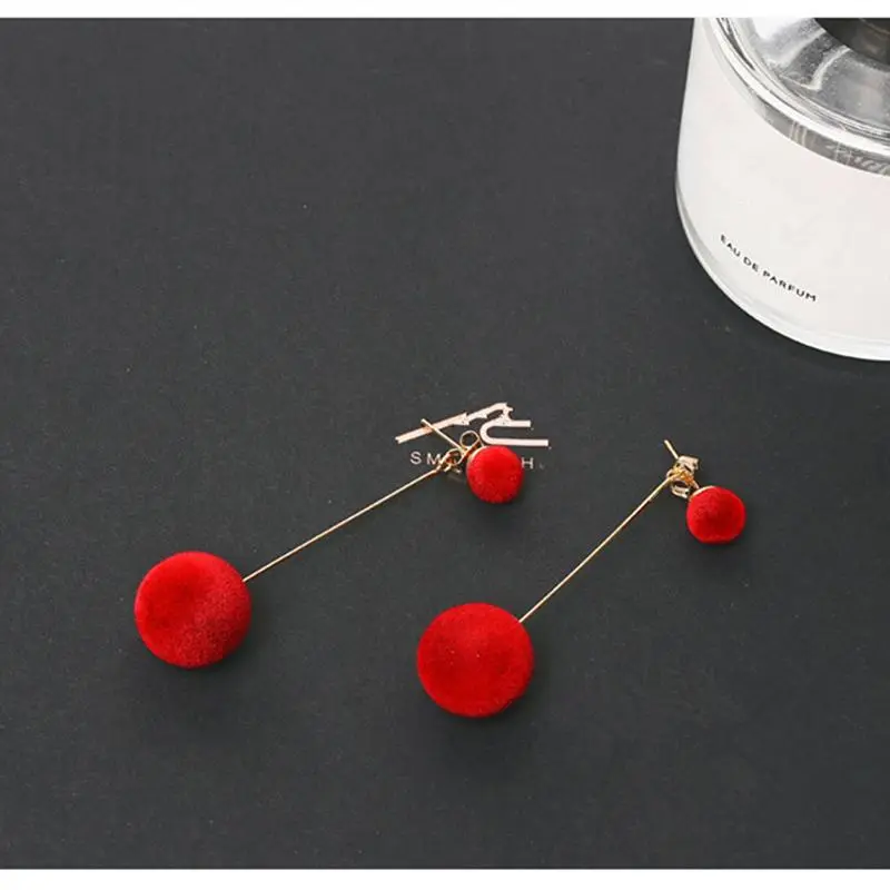 E3884 Fashion Red Black Plush Ball Drop Earrings For Women Korea Velvet Round Long Tassel Dangle Earrings Statement Jewelry Gift
