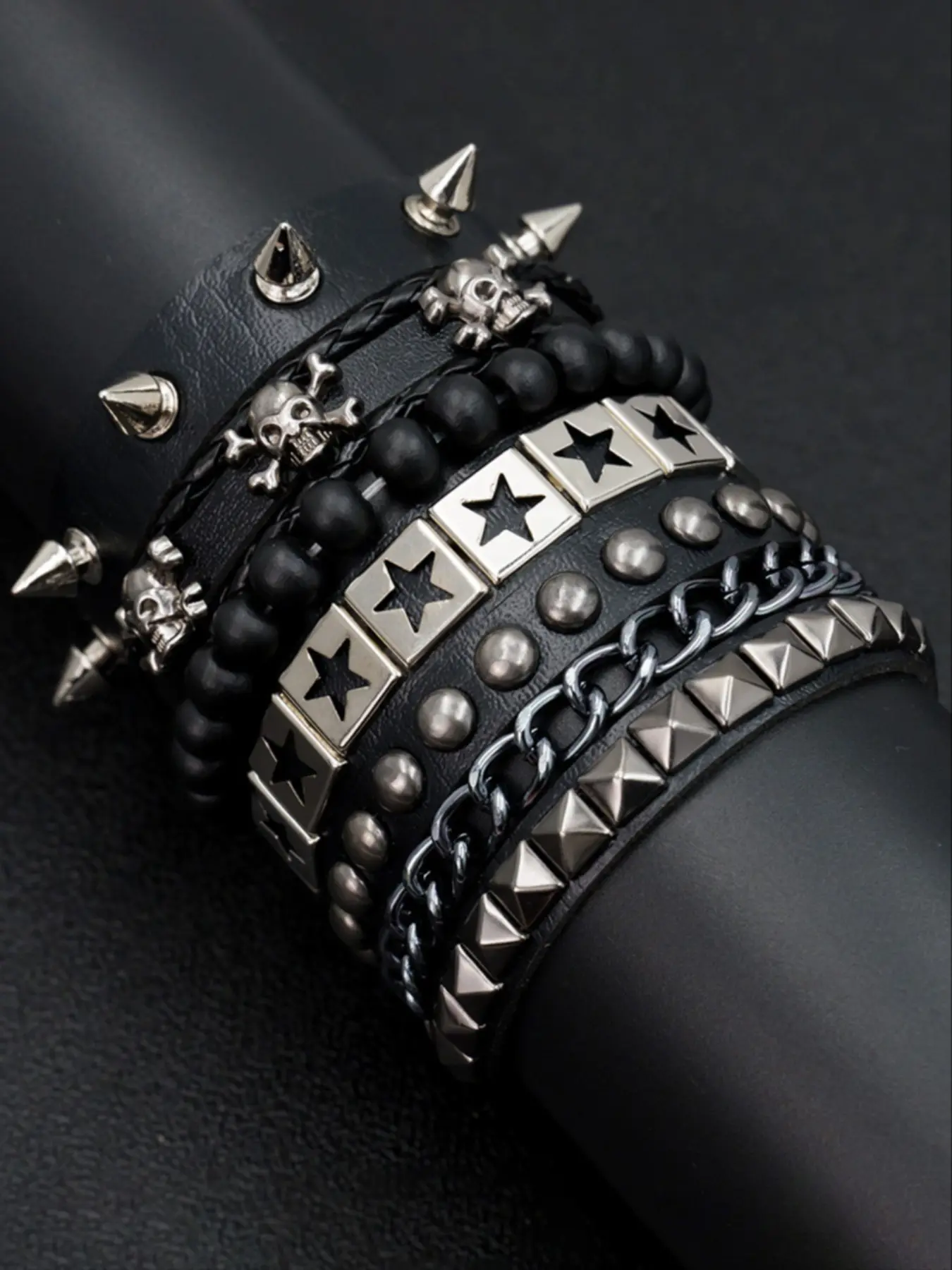 Men's Punk Style Chain Bracelet Set, 5-Piece Stackable Bracelets Multi-Layered Skull Beaded Hip-Hop Rivet Design, Hip Hop Jewelry, PU Leather Wristbands for All Seasons, Versatile Accessory