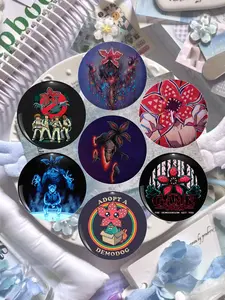 Stranger Things Flower Brooch Set, Perfect for Bag and Clothing Accessories to Elevate Daily Wear's Aesthetic, Ideal Creative Gifts. Suitable as Birthday Presents or Holiday Matching Accessories, Fashion Accessory