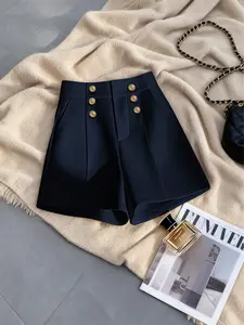 Women's Fashion Elegant Simple Decorative Button A-Line Pocket Versatile Solid Color Fitted Shorts, Casual Summer Wear, Ladies Clothing