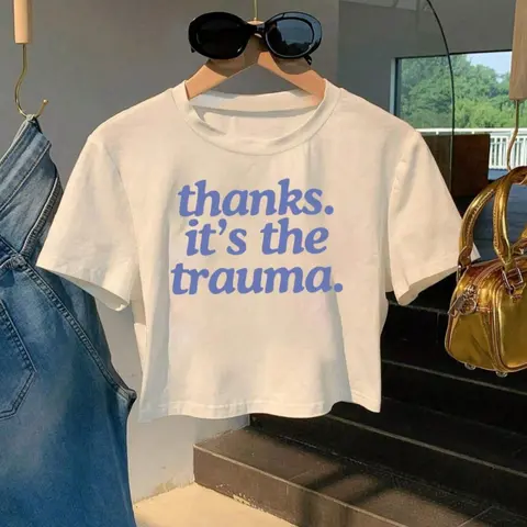 Women's "thanks it's the trauma" Print Round Neck Crop Tee, Casual Streetwear Summer Short Sleeve Crew Neck T-shirt for Daily Wear, Ladies Clothes for All Seasons, Top, Round Neck Tees