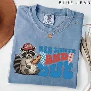 Comfort Colors Red White and Due Tee, Patriotic 4th of July T-Shirt, Funny Pregnant Raccoon Graphic Top, Hotdog USA Maternity Gifts, Cute Raccoon Tee Shirts