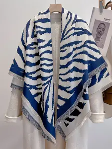 Fashionable Elegant Zebra Striped Scarf, Soft Warm Boho Shawl for Autumn & Winter, Modern Fashion Accessory for Daily Wear