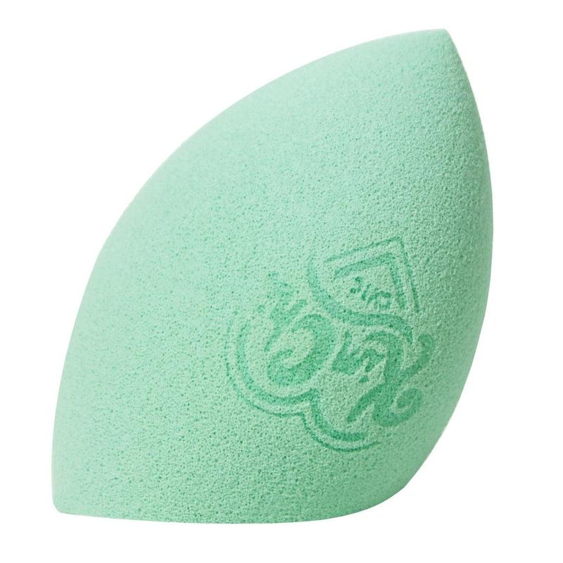 KimChi Chic Beauty Makeup Sponge To Go with Travel Case, Soft Texture for Flawless Look