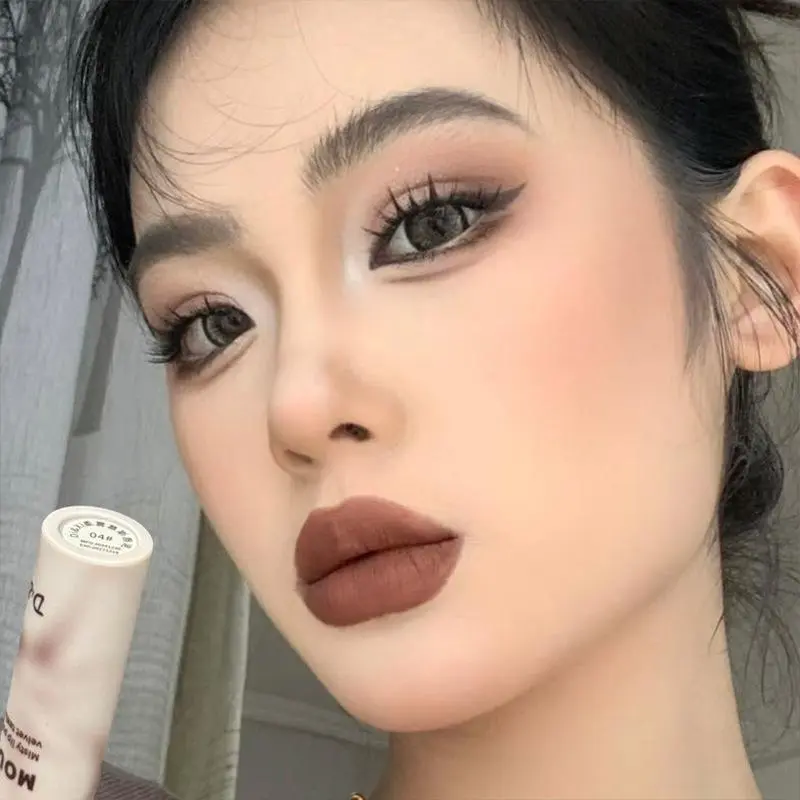 Soft Matte Mousse Lipstick, Matte Finish, Brightens Skin Tone, Long-Lasting, Non-Fading, Women's Lipstick