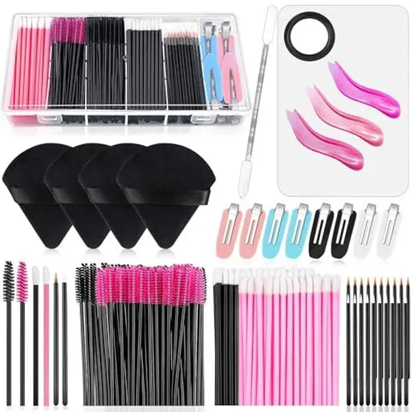 Disposable Makeup Applicators Kit, it’s a must-have setup for makeup artists and beauty lovers on the go.or Face with Storage Box