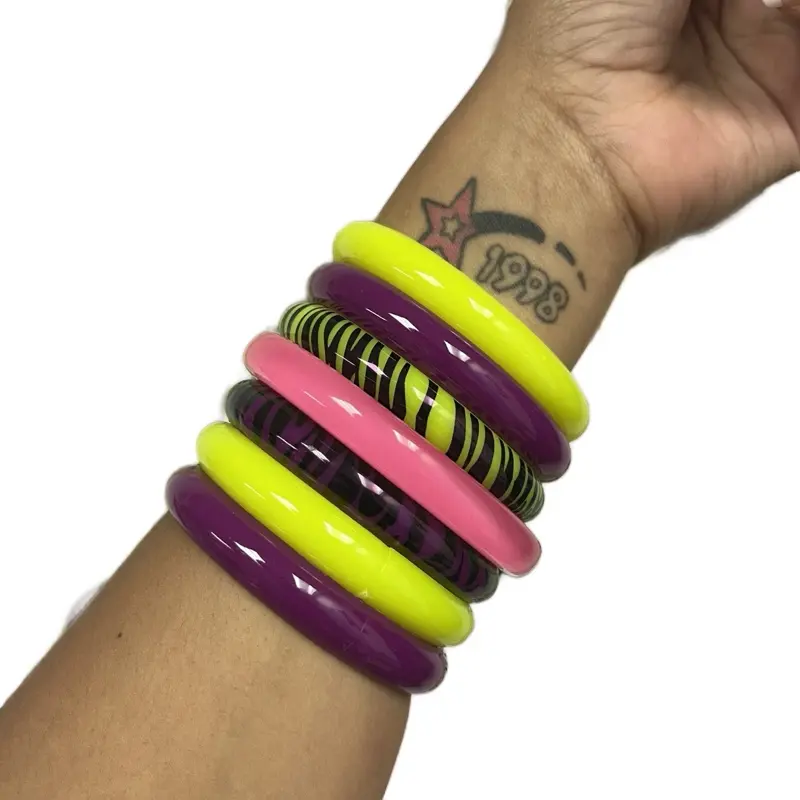 7 Piece 2000s Emo Scene Bracelet Set | Gyaru | Tumblr Mid 2000s trendy jewelry accessory Bracelet for Women | Brand New gift jewellery
