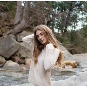 Nipsea Cashmere Sweater in Almond