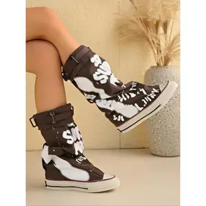 Women's Canvas Crinkle Boots, Fashionable Casual Shoes with Letter Graffiti Design, Comfortable for Parties & Daily Wear, Ruched Boot