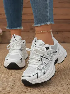 Summer New Women's Casual Sports Shoes Thick Sole Breathable Mesh Anti-Slip Running Shoes Comfortable Commute Daily Vacation Travel First Choice