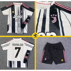 Juve striped kit 2025/26