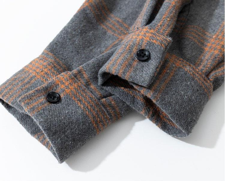 Thickened brushed flannel plaid shirt, men's spring and autumn plaid shirt, retro casual versatile couple shirt jacket, long sleeve buttoned collar flip top, soft and comfortable fabric, suitable for daily wear