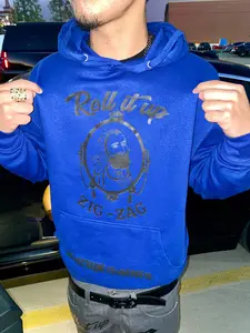 ROLL IT UP - Hooded Sweater