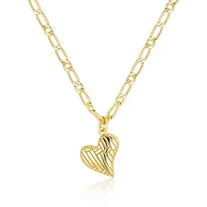ALEXCRAFT 14K Gold-Plated Copper Heart Necklace — A Textured Heart Pendant on a Figaro Chain. This stylish and minimalist necklace is perfect for everyday wear, as well as for gatherings and parties.