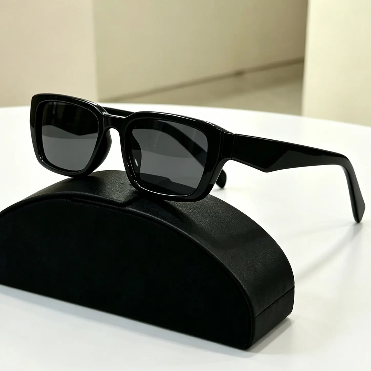 Classic Narrow Square Frame Sunglasses for Women Men Retro Lightweight Rectangle Sunglasses UV400 Protection for Daily Fashion Accessories
