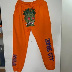 Zombie city Orange sweatpants 100% Cotton