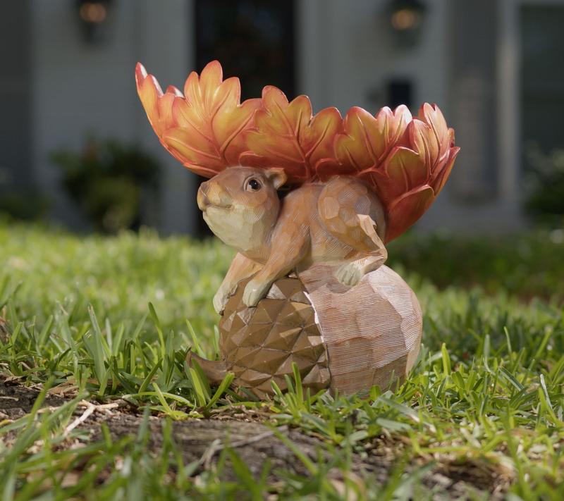 Girl Next Door Outdoor Squirrel Tail Feeder