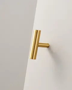 VERONA T-BAR KNOB IN BRUSHED BRASS