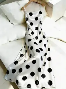 JADEE Cream Circle Design Minimalist Slip Midi Clothing Everyday Basic Dark Academia