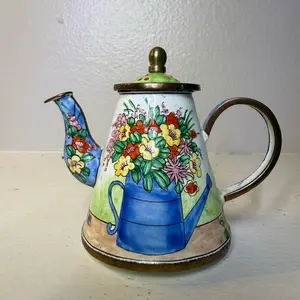 Kelvin Chen Teapot 1999 - Height - 3.5” Watering Can Flowers Enamelware Hand Painted #1190 COA