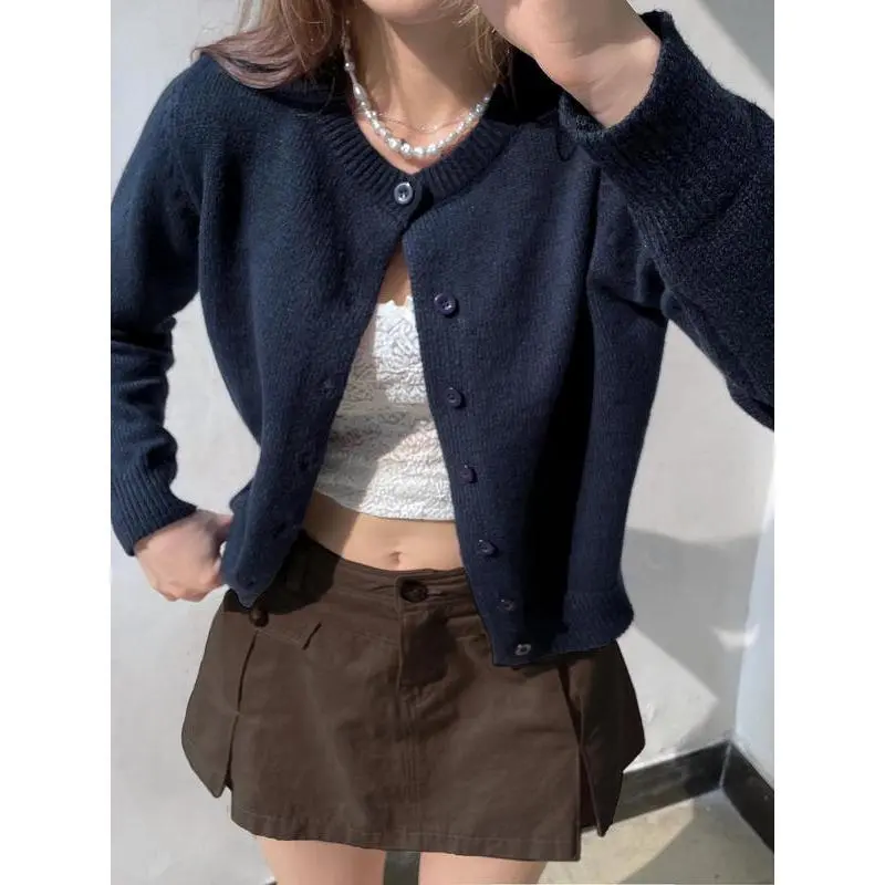 Women's Viscose Round Neck Plain Button-Front Long-Sleeve Casual Mini Crop Cardigan - Soft Minimalist Grey Fitted Sports Top, 2025 Trend Fall-Winter Warm Apparel, Valentine's Day Gift