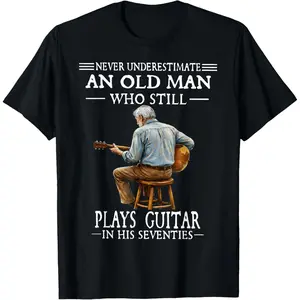 Never Underestimate An Old Man Who Plays Guitar Seventies T-Shirt