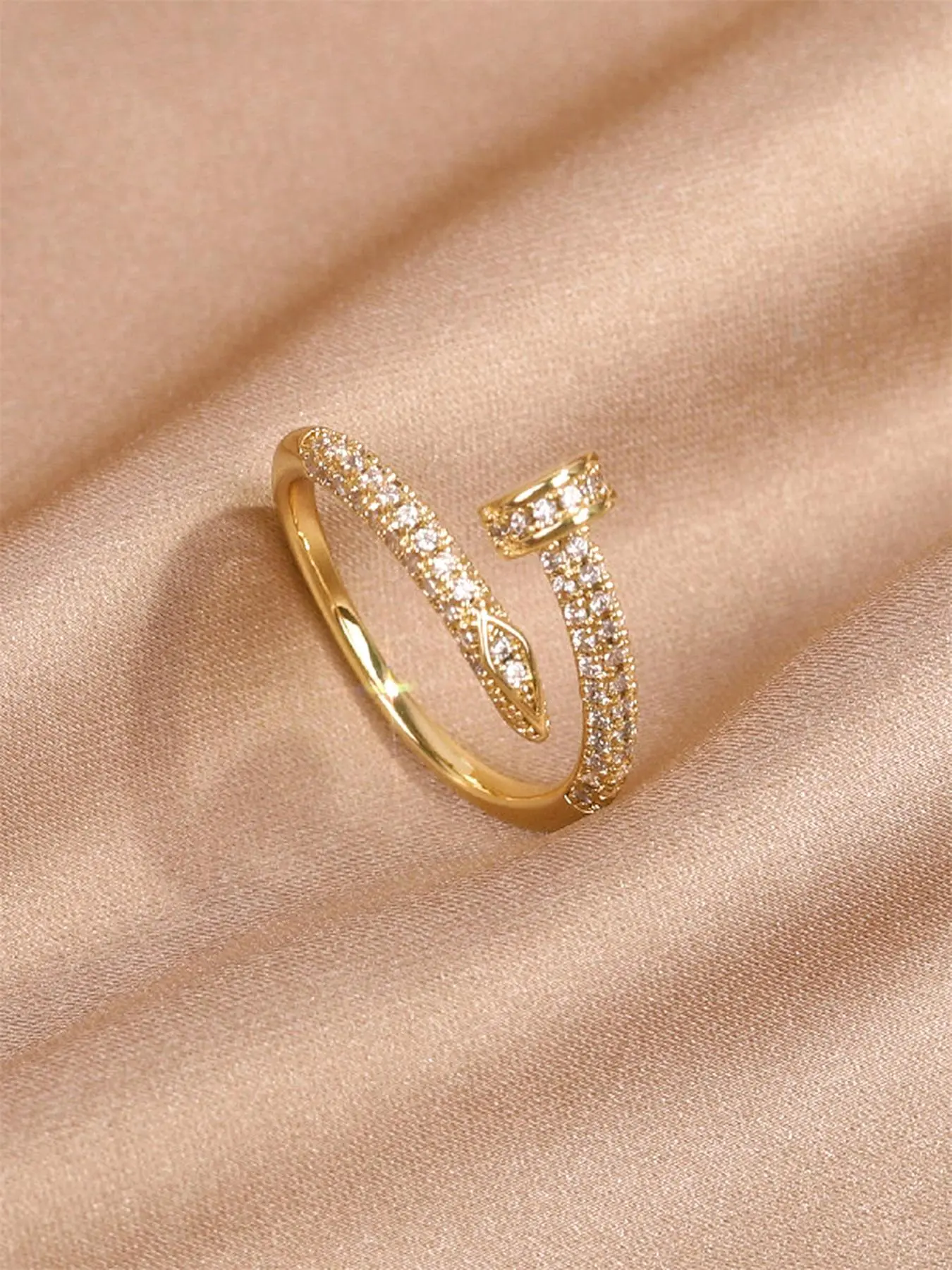 1 PC Elegant Cubic Zirconia Ring For Women For Wedding Engagement Anniversary Party Jewelry Valentine's Day Gift Engagement Rings Dainty Ring Elegant Glittering Ring Elegant Everyday Ring Beautiful Rings
