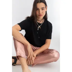 Ever T-Shirt Short Sleeve - Black w/ Black Heart