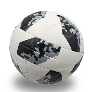 Size 5 Soccer Ball, Made of PU Material with Thermal Bonding, High Elasticity, Waterproof And Wear-Resistant, Suitable for Adult Training And Matches, Black And White Design, a High-Quality Soccer Ball Perfect for Christmas, Thanksgiving