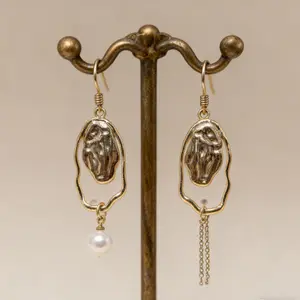 Fashion Daith Piercing Earrings - Costume Body Jewelry for Daily Wear