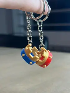1pc Clash Royale Crown Keychain - 3D Printed Red & Blue Sturdy Metal Keyring Lightweight PLA Plastic Unique Design Key Accessory Keychain Pendant