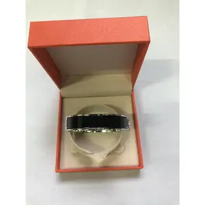 Trendy Designers Style Bracelet, Exquisite Polished Craft with Classic Texture Design, Minimalist Stylish Daily Accessories for Women, Perfect for Dating, Party and Daily Outfit Matching, Light Luxury Fashion Ornament Gift