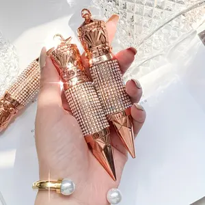 Luxury Curled Mascara: Waterproof and anti-smudge for thick and slender eyelashes - Rhinestone Limited Edition, Black