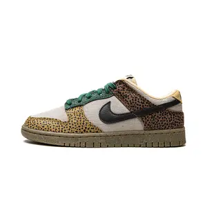 Dunk Low "Safari Golden Moss" Sports Footwear, Outdoor Shoes, Style Code DX2654-200, Shoes Outdoor