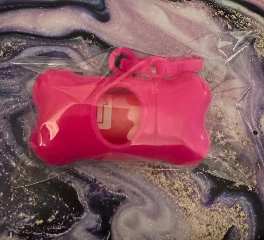 Bone-Shaped Dog Bag Dispenser with Bag for Pet Waste Carrying pet waste poop bag