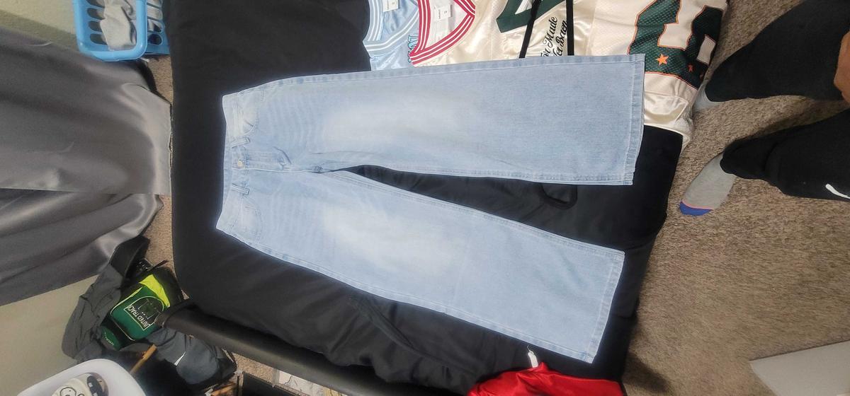 Item: Light Wash, XS