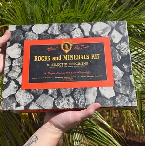 Vintage Boy Scout Rocks and Minerals Kit (Complete 60 Specimens) - Cat. No. 2143