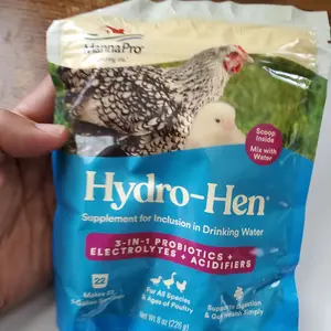 Feed and Treats Hydro-Hen Hydro-Hen 3-in-1 Water Supplement, 8 Ounces, with Probiotics, Electrolytes, and Acidifiers for Chickens