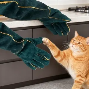 Wear Resistant Scratch Proof Leather Anti Bite Gloves Multi Purpose Pet Handling Gloves For Feeding Training Cats Dogs Birds Reptiles Gardening Pruning Welding Durable Design Home Outdoor Use