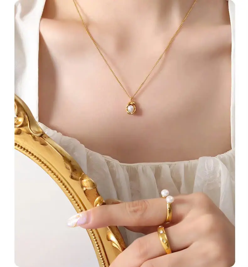 Pearl Pendant Necklace for Women – Luxury Stainless Steel Cuban Chain Jewelry