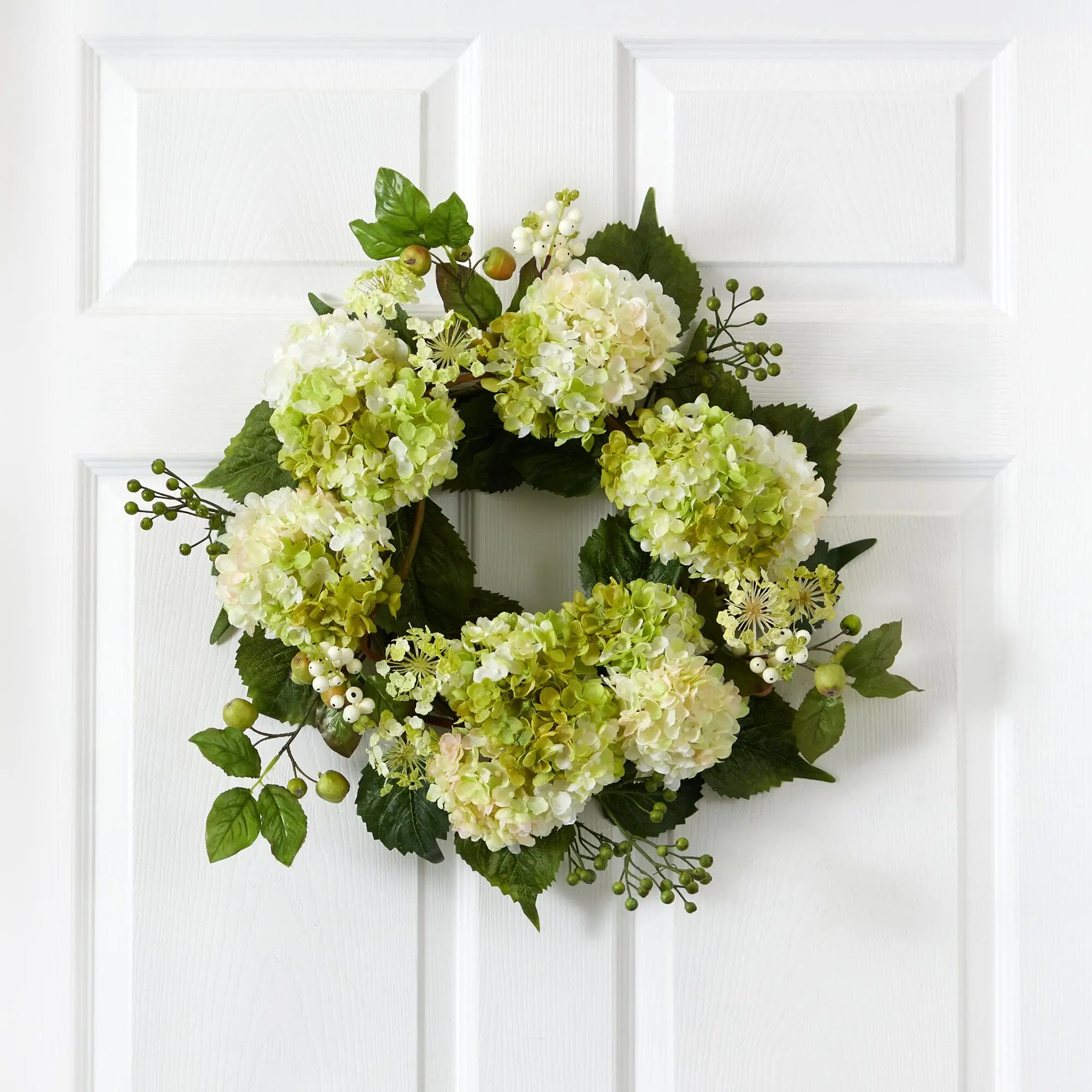 22 in Artificial Hydrangea Wreath - Circle Floral Decor, Light Blooms Long-Lasting Fake Plant for Indoor Outdoor Wall Home Decor, Wall Decor