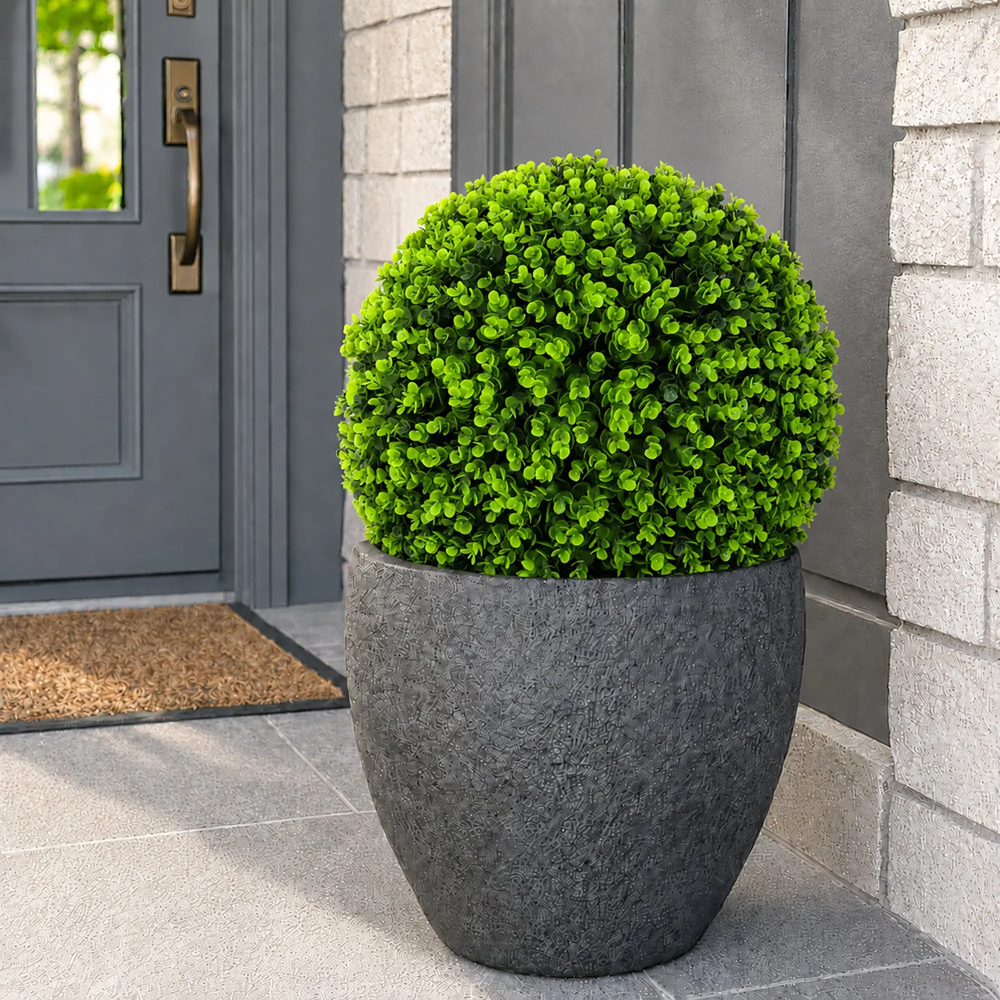 19" XXL Wintergreen Topiary Ball