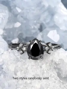 Personalized Six Claw Diamond Blue Crystal Sand Edge Black Diamond Ring Cold Dark Style Fashion Daily Ring Party Jewelry Ring