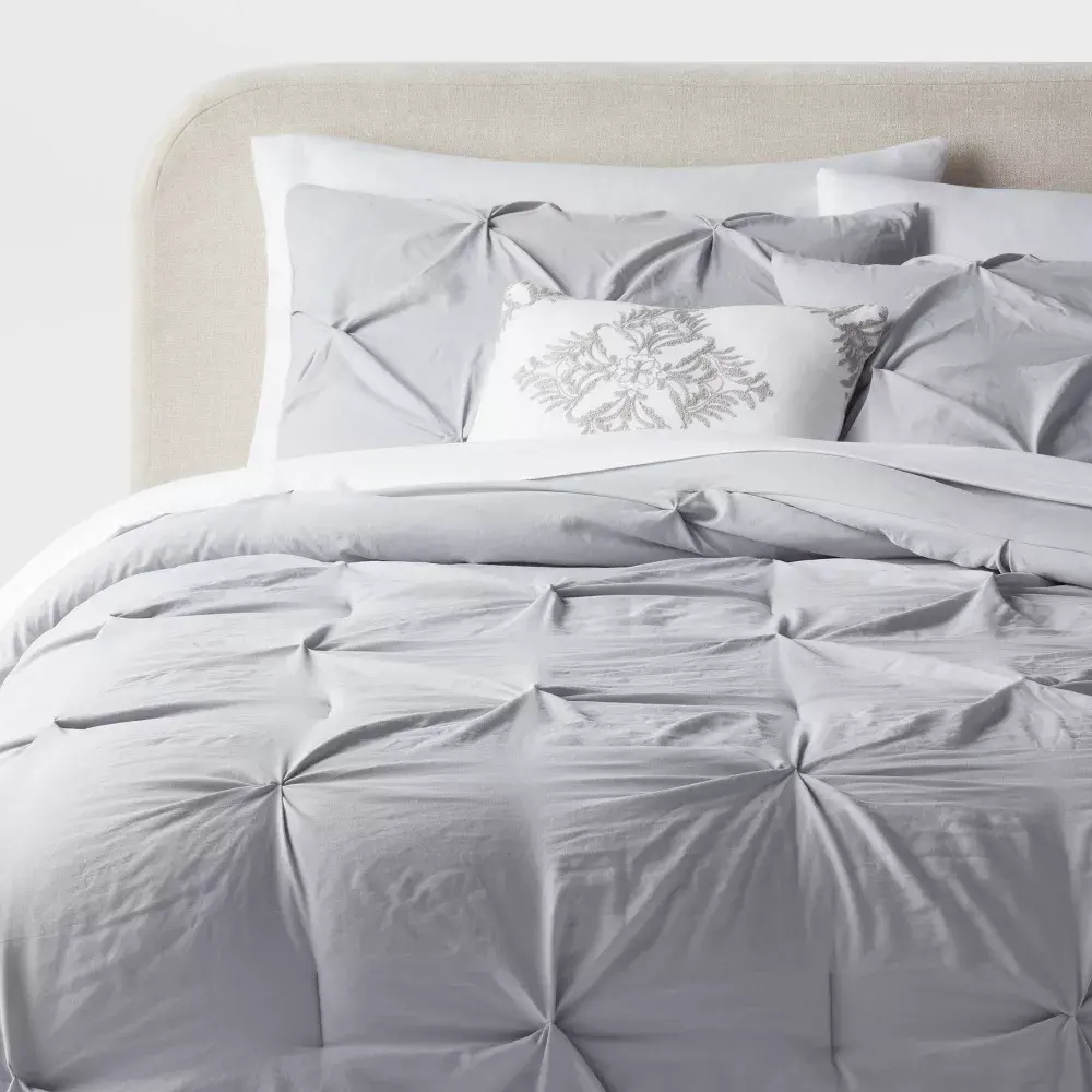 8pc Pinch Pleat Comforter and Sheet Set - Threshold