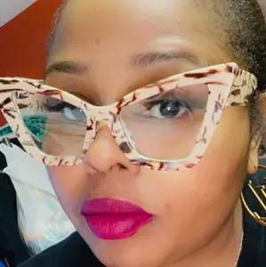 Sassy Fashionable Frames Sassy Fashionable Frames