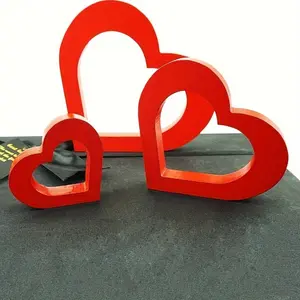 3-piece set of red heart-shaped wooden decorative ornaments, desktop fireplace home decor, used for romantic Valentine's Day anniversaries and Gothic wedding engagement party decorations